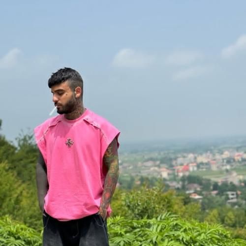 ایسین تاکسیک لاو